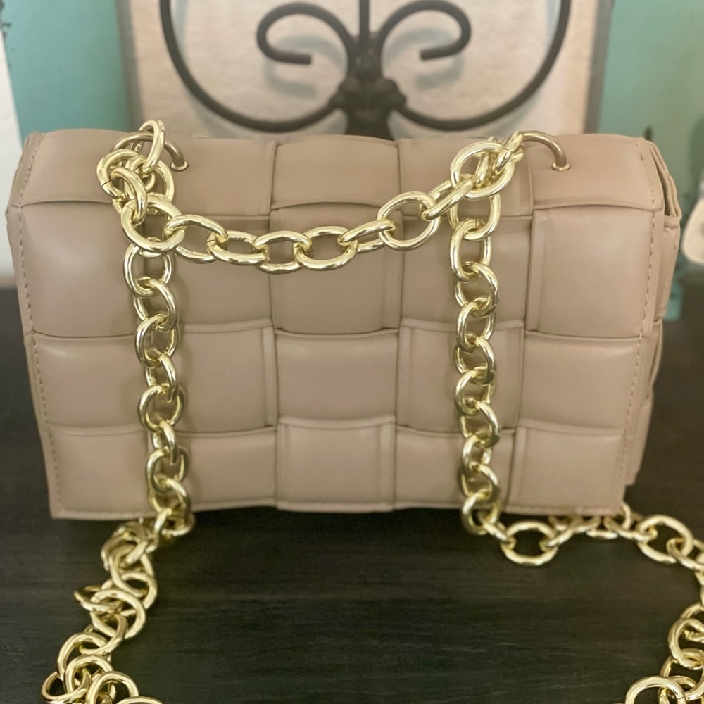 Vegan Leather crossbody handbag - Picture 5 of 7